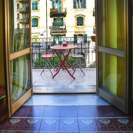 Apartamento Komodo & Cinque Terre *