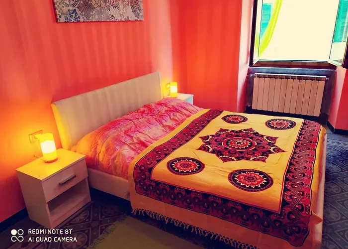 Komodo & Cinque Terre Apartment *